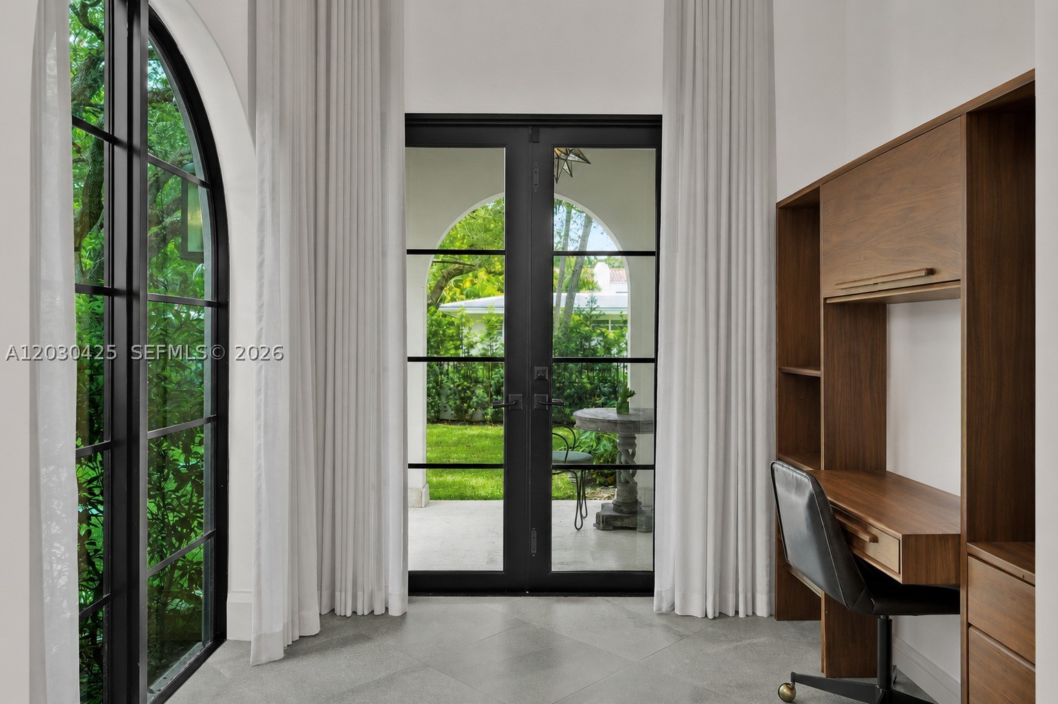 545 San Antonio Ave, Coral Gables FL 33146
