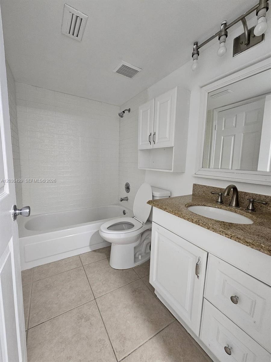 15771 SW 106th Ter #204, Miami FL 33196