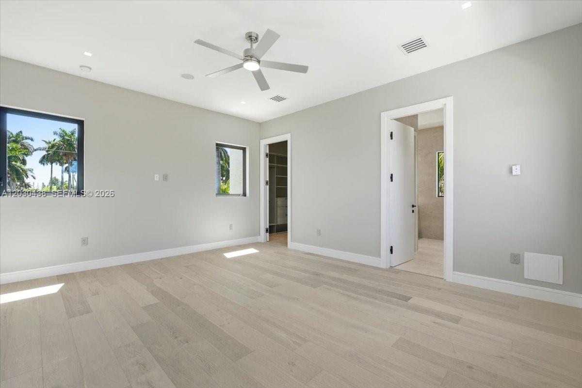 1380 Hollywood Blvd, Hollywood FL 33019