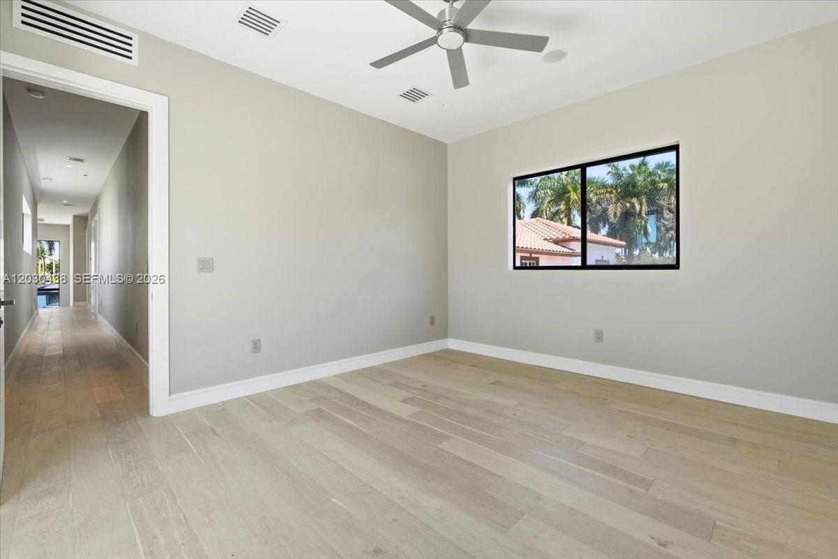 1380 Hollywood Blvd, Hollywood FL 33019