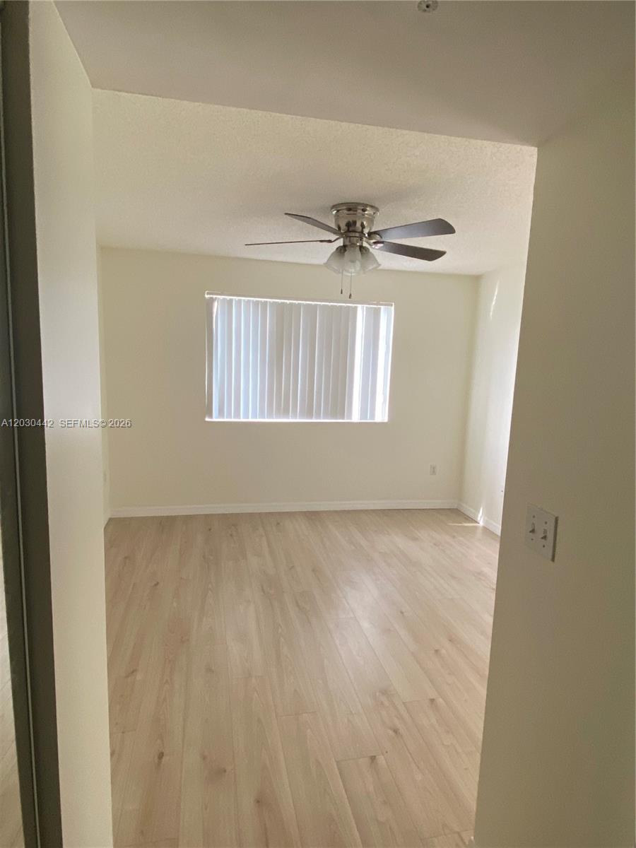 300 N Crestwood Ct N #310, Royal Palm Beach FL 33411