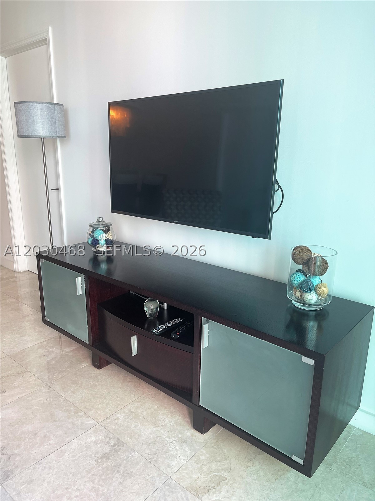 500 Brickell Ave #3105, Miami FL 33131