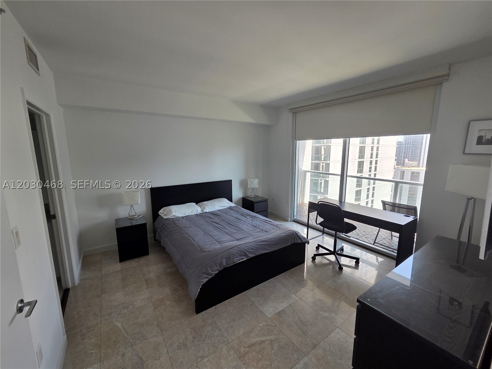 500 Brickell Ave #3105, Miami FL 33131