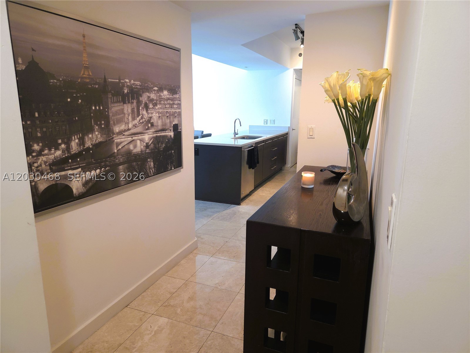 500 Brickell Ave #3105, Miami FL 33131