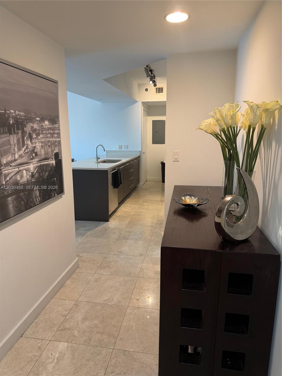500 Brickell Ave #3105, Miami FL 33131