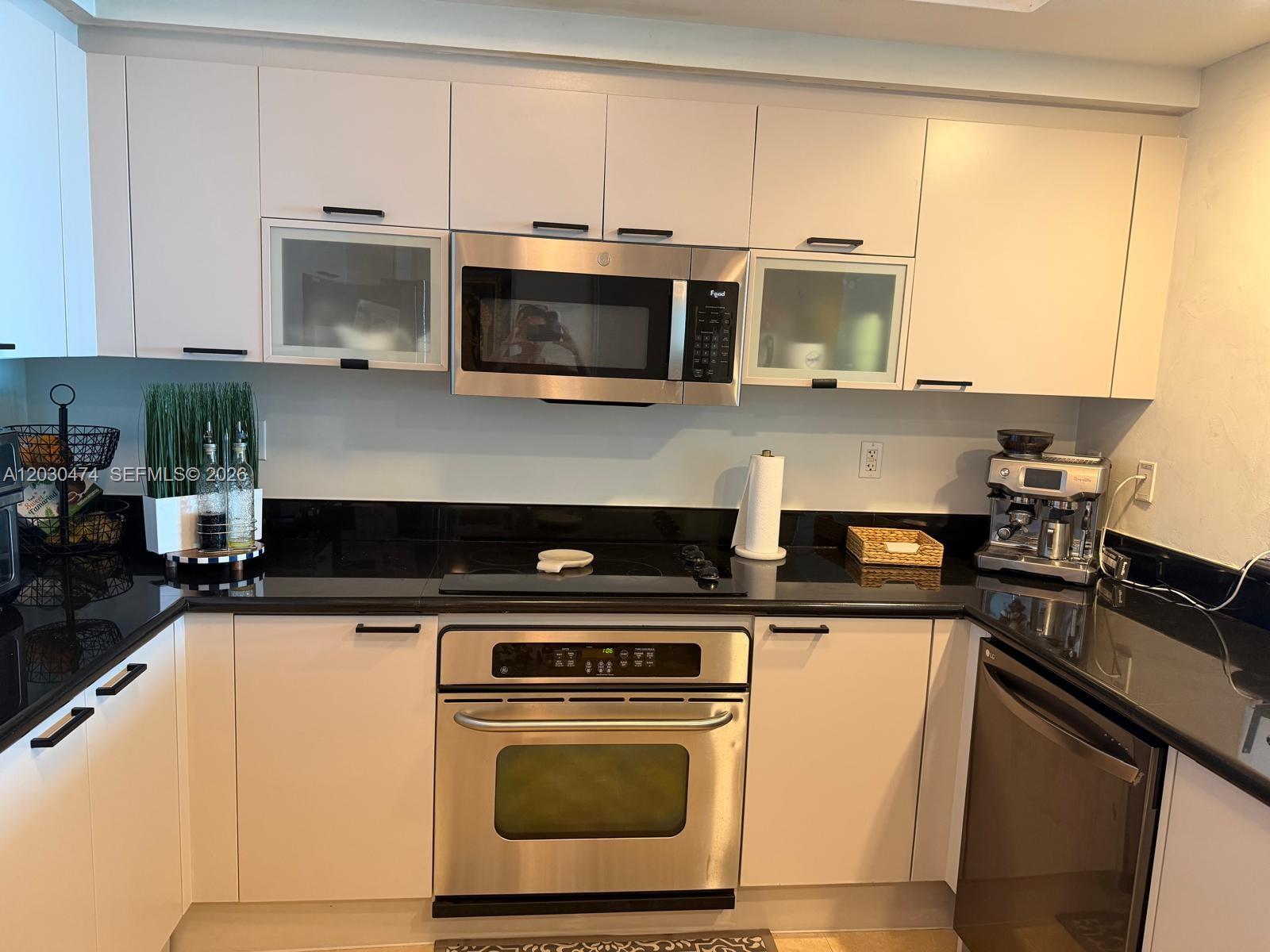 14951 Royal Oaks Ln #2001, Miami FL 33181