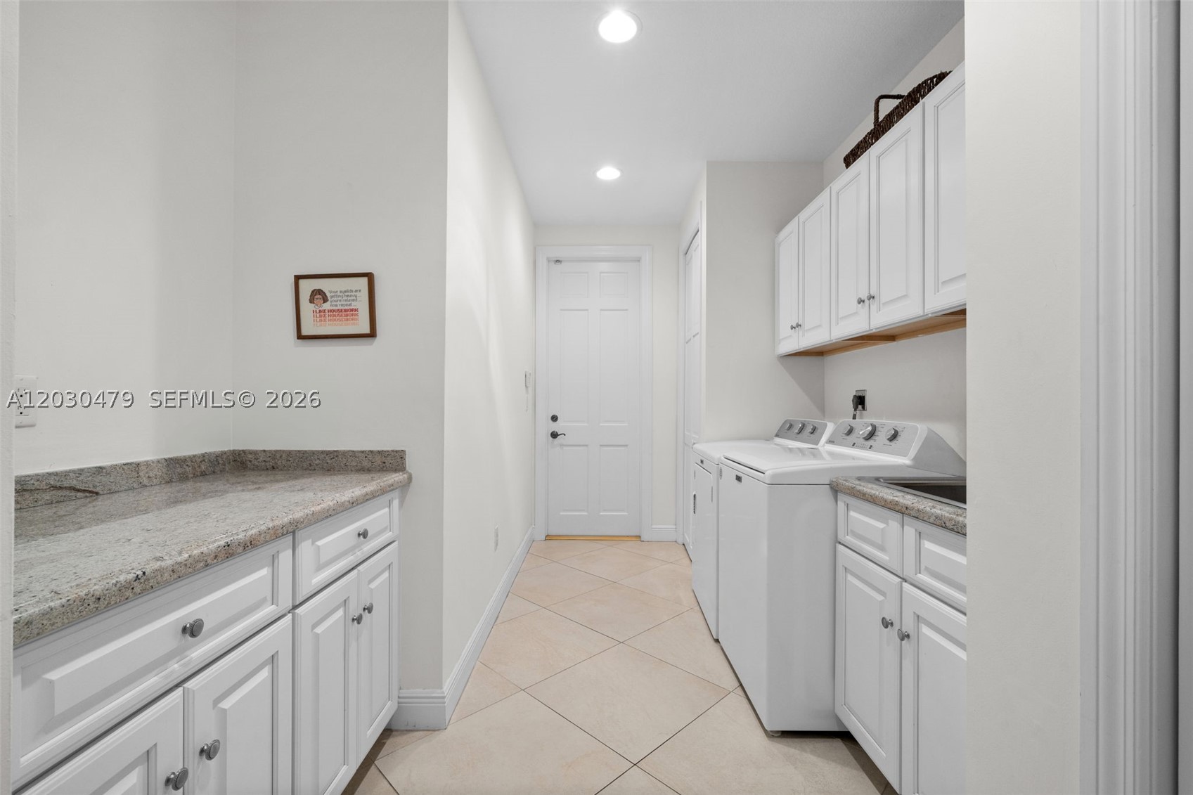 6020 W Suburban Dr, Pinecrest FL 33156