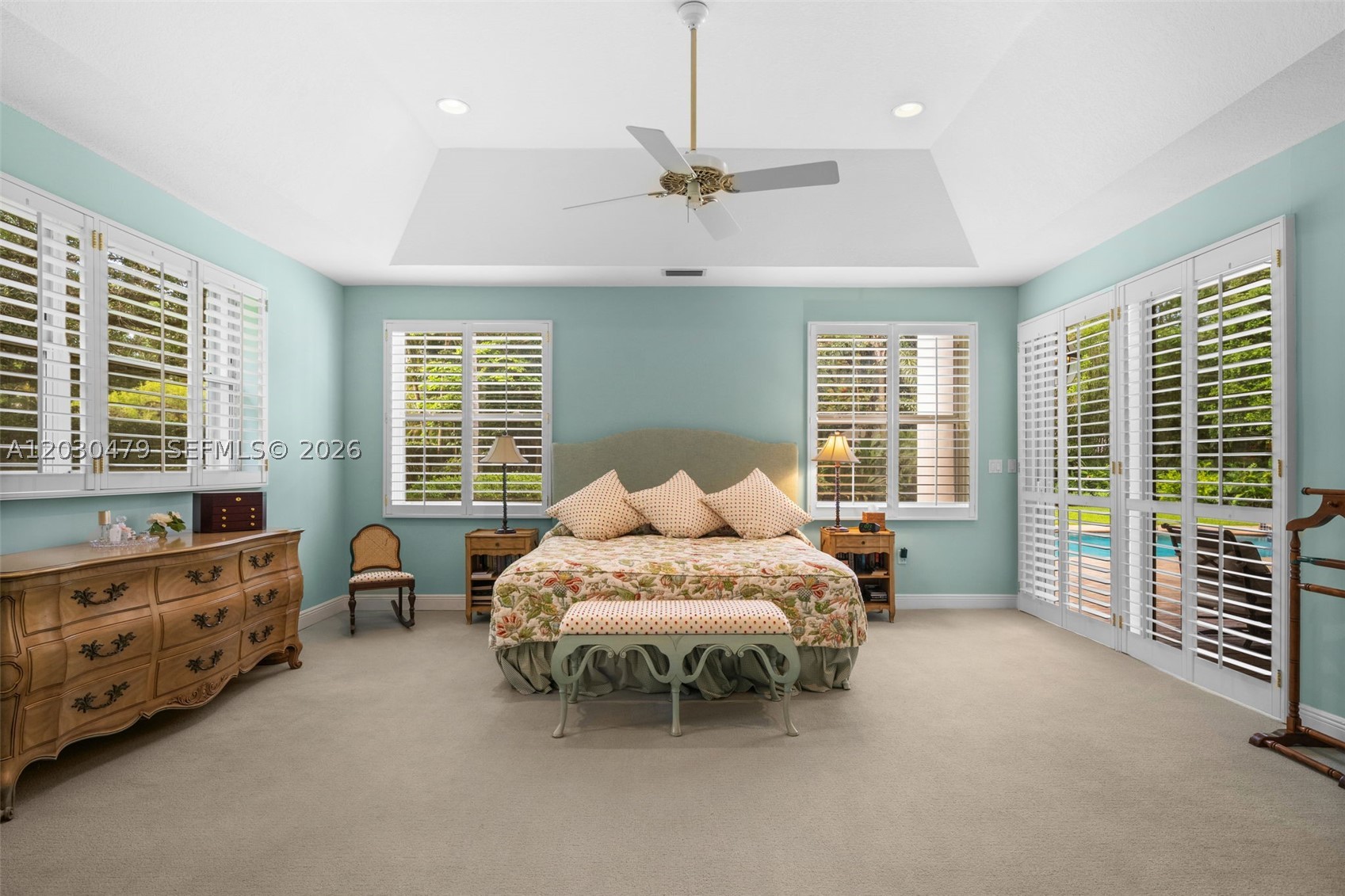 6020 W Suburban Dr, Pinecrest FL 33156