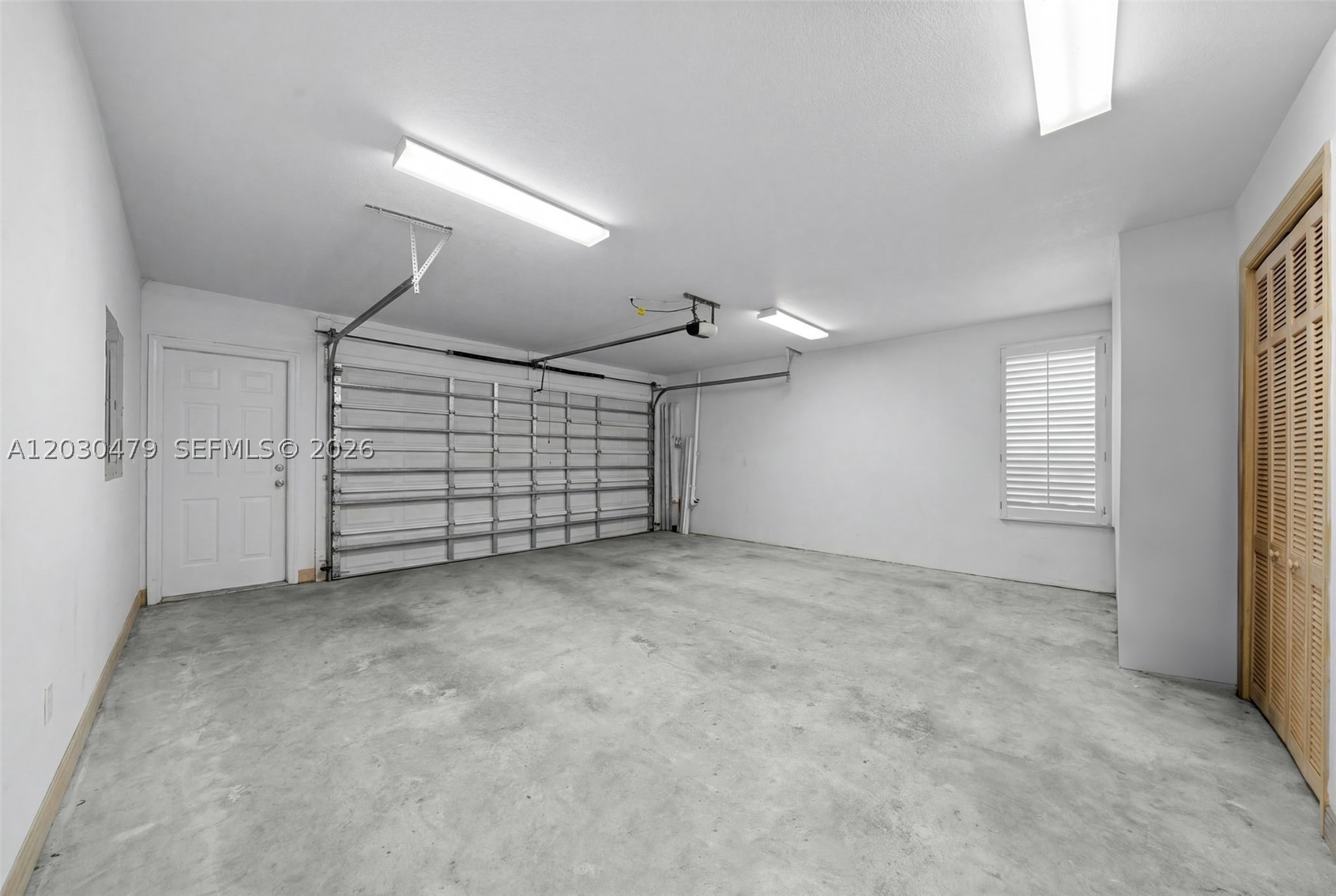 6020 W Suburban Dr, Pinecrest FL 33156