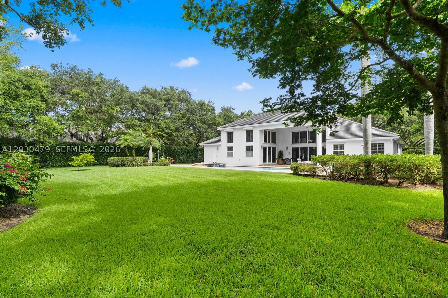 6020 W Suburban Dr, Pinecrest FL 33156