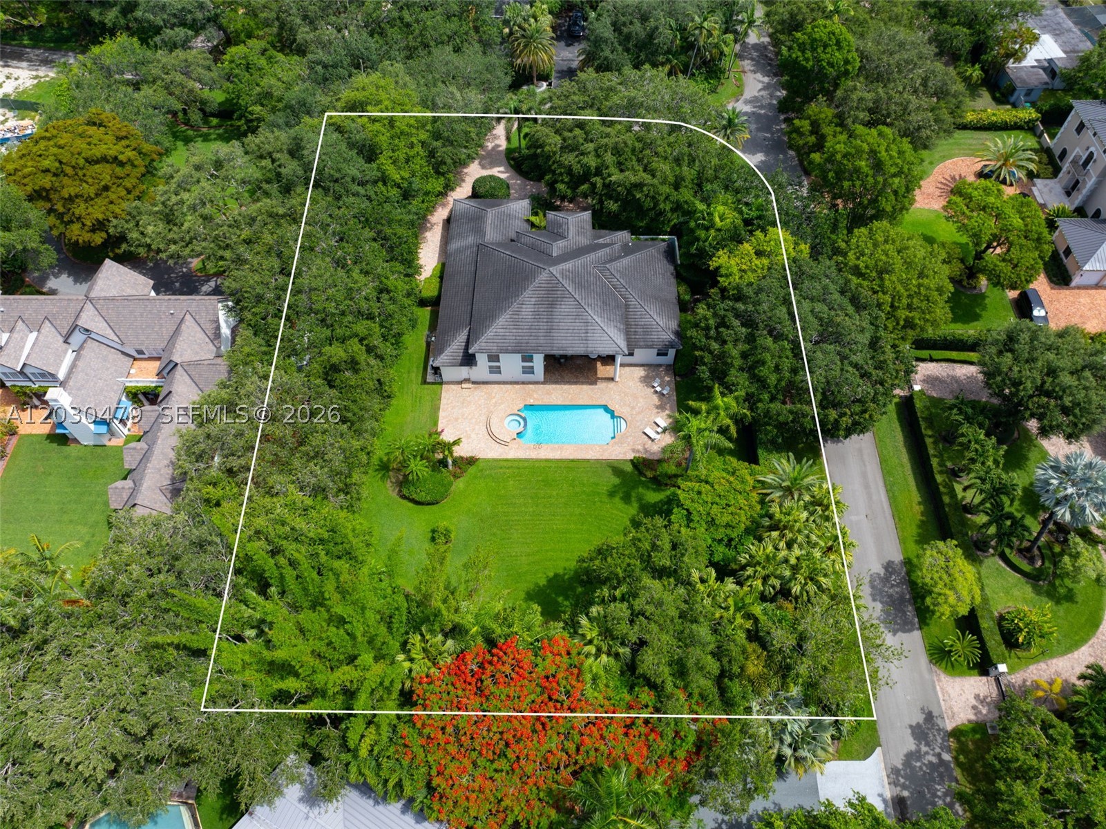 6020 W Suburban Dr, Pinecrest FL 33156