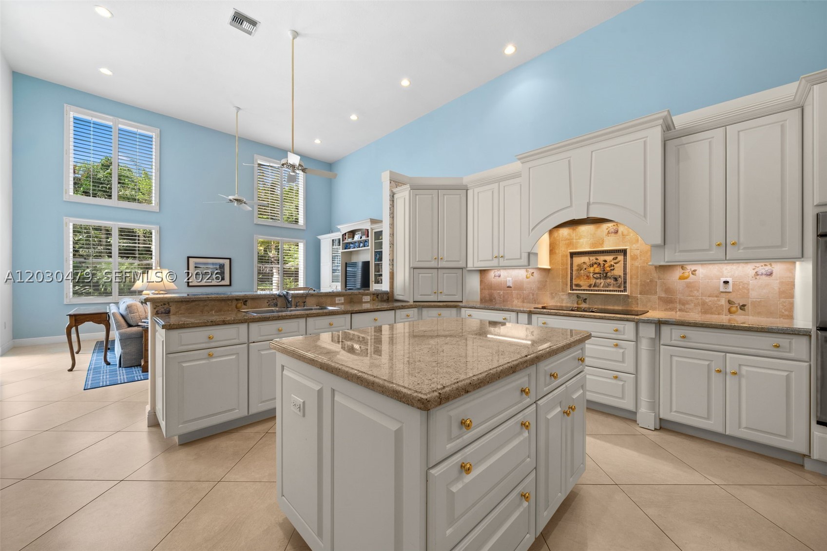 6020 W Suburban Dr, Pinecrest FL 33156