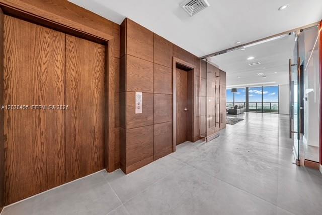 900 Biscayne Blvd #PH6205, Miami FL 33132