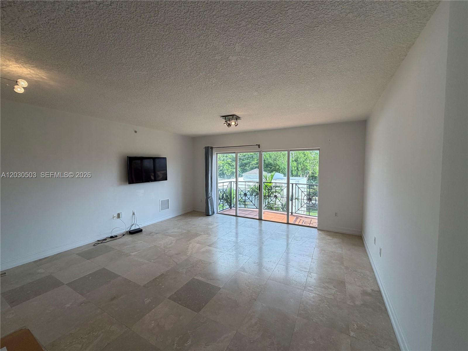 101 Sidonia Ave #402, Coral Gables FL 33134