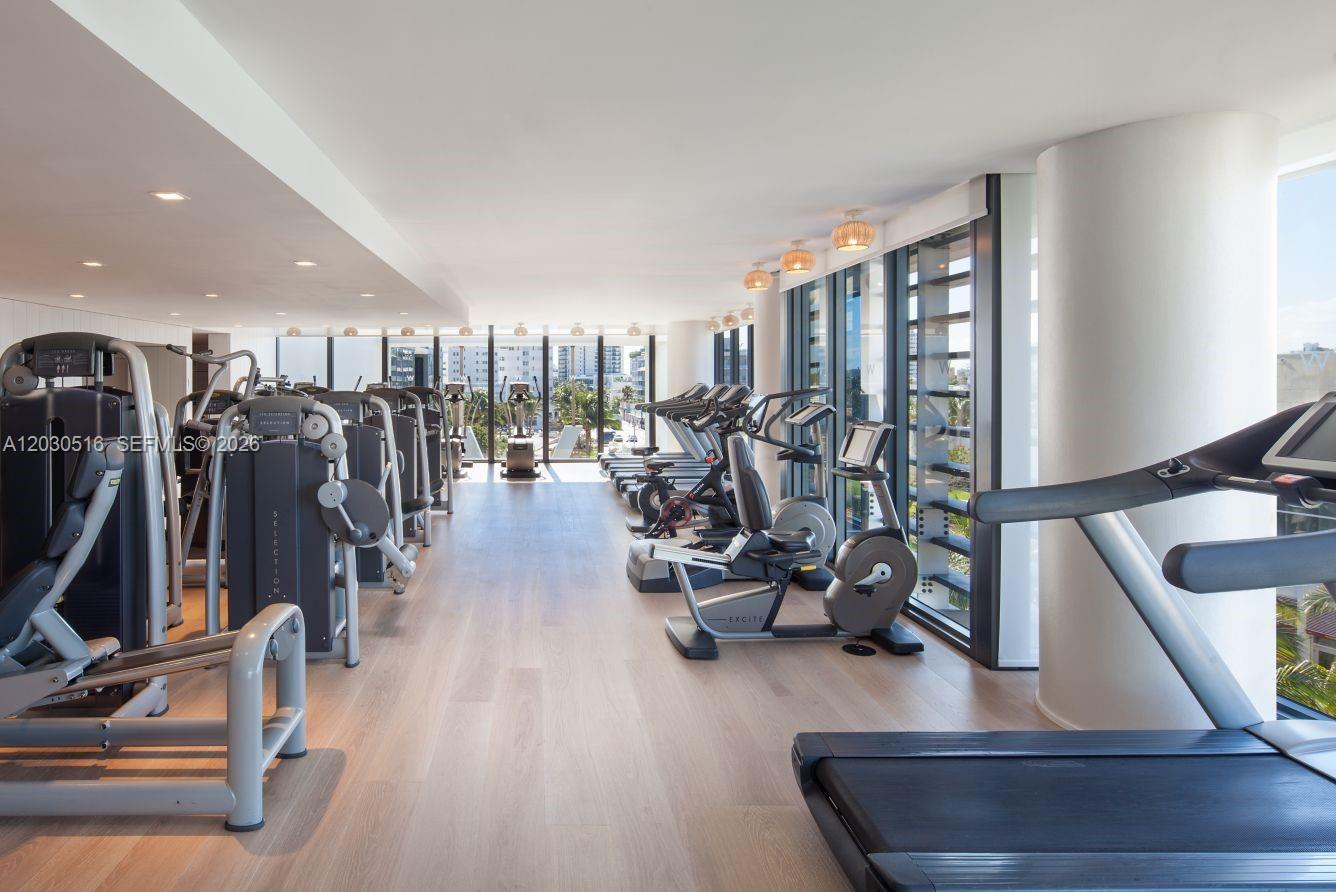 2201 Collins Ave #707, Miami Beach FL 33139