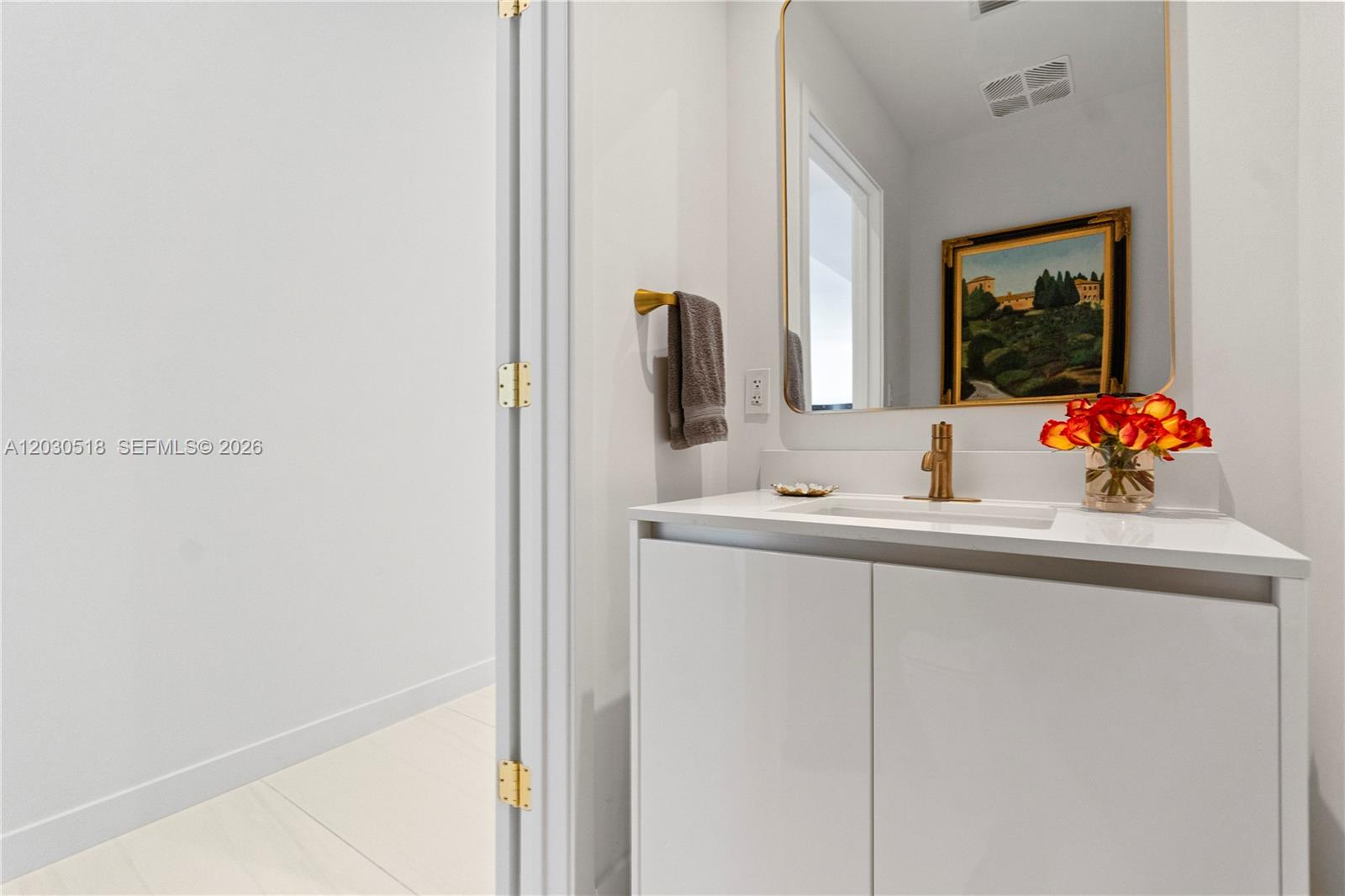 2678 Tigertail Ave #PH4, Miami FL 33133