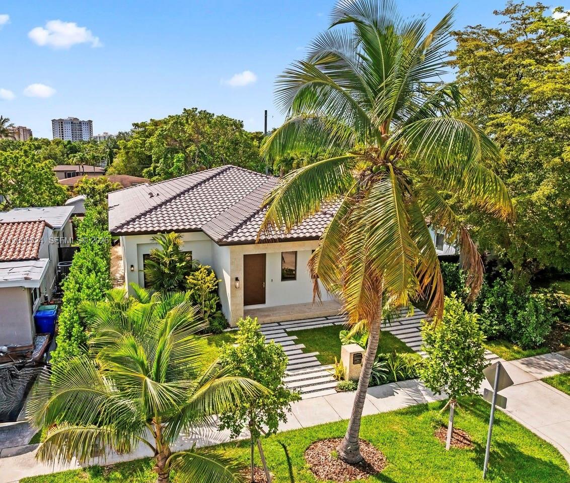 1910 SW 33rd Ave, Miami FL 33145