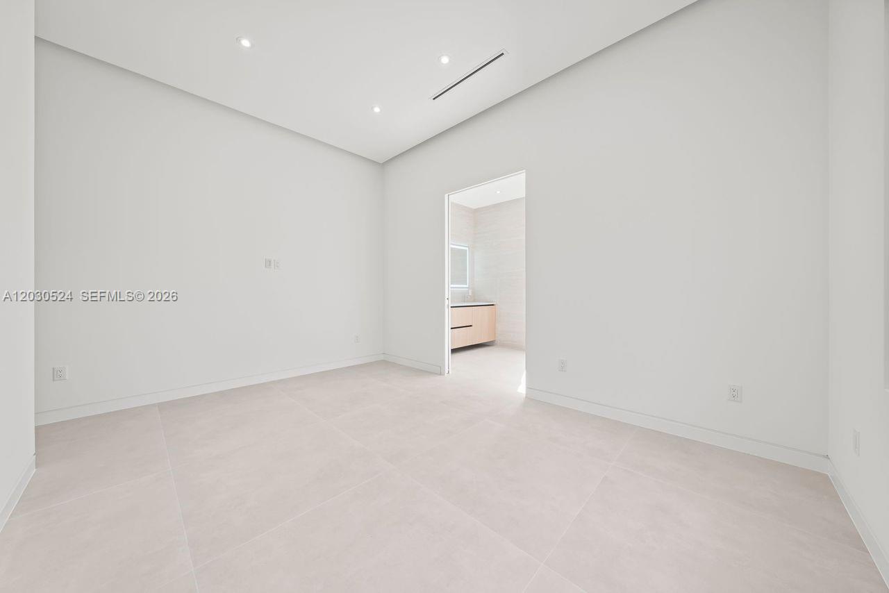 1910 SW 33rd Ave, Miami FL 33145