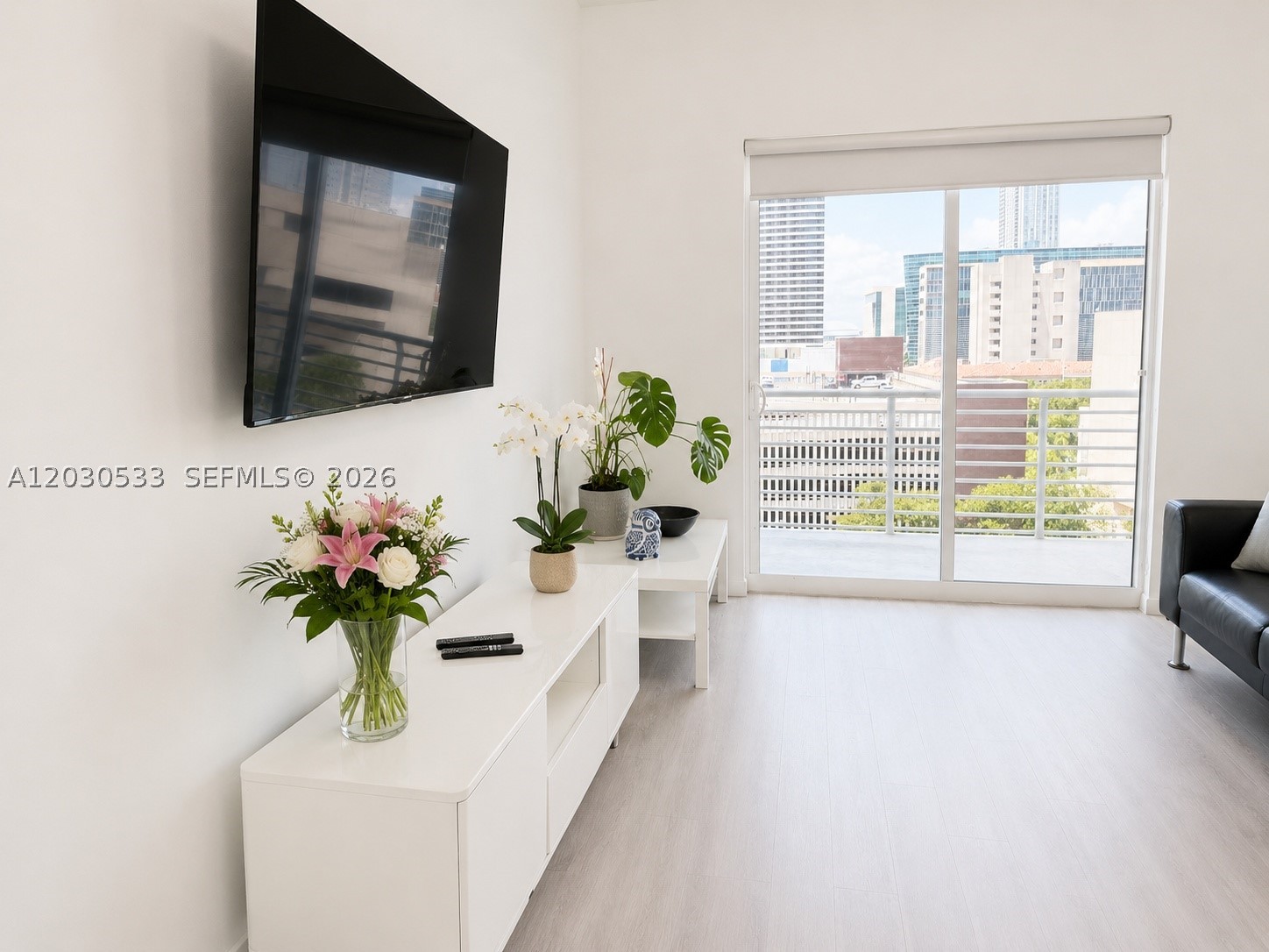 234 NE 3rd St #905, Miami FL 33132