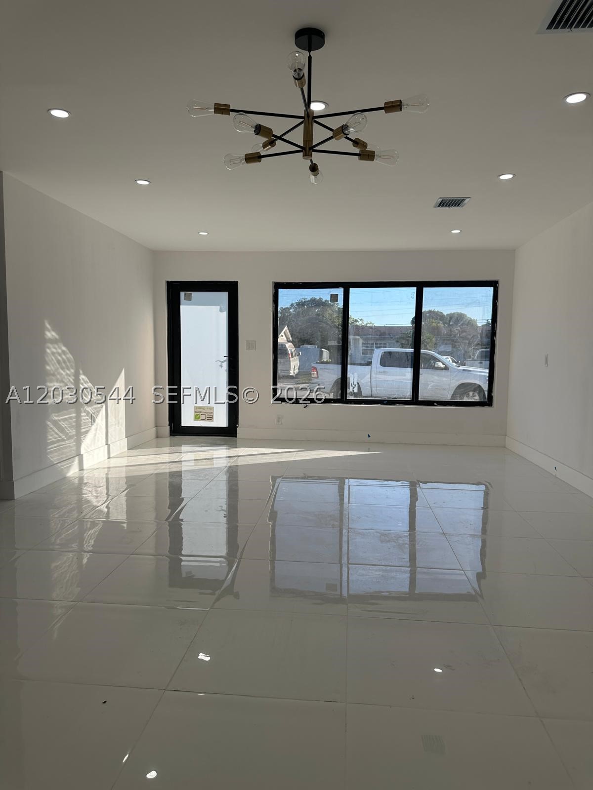 2041 NW 190th Ter, Miami Gardens FL 33056