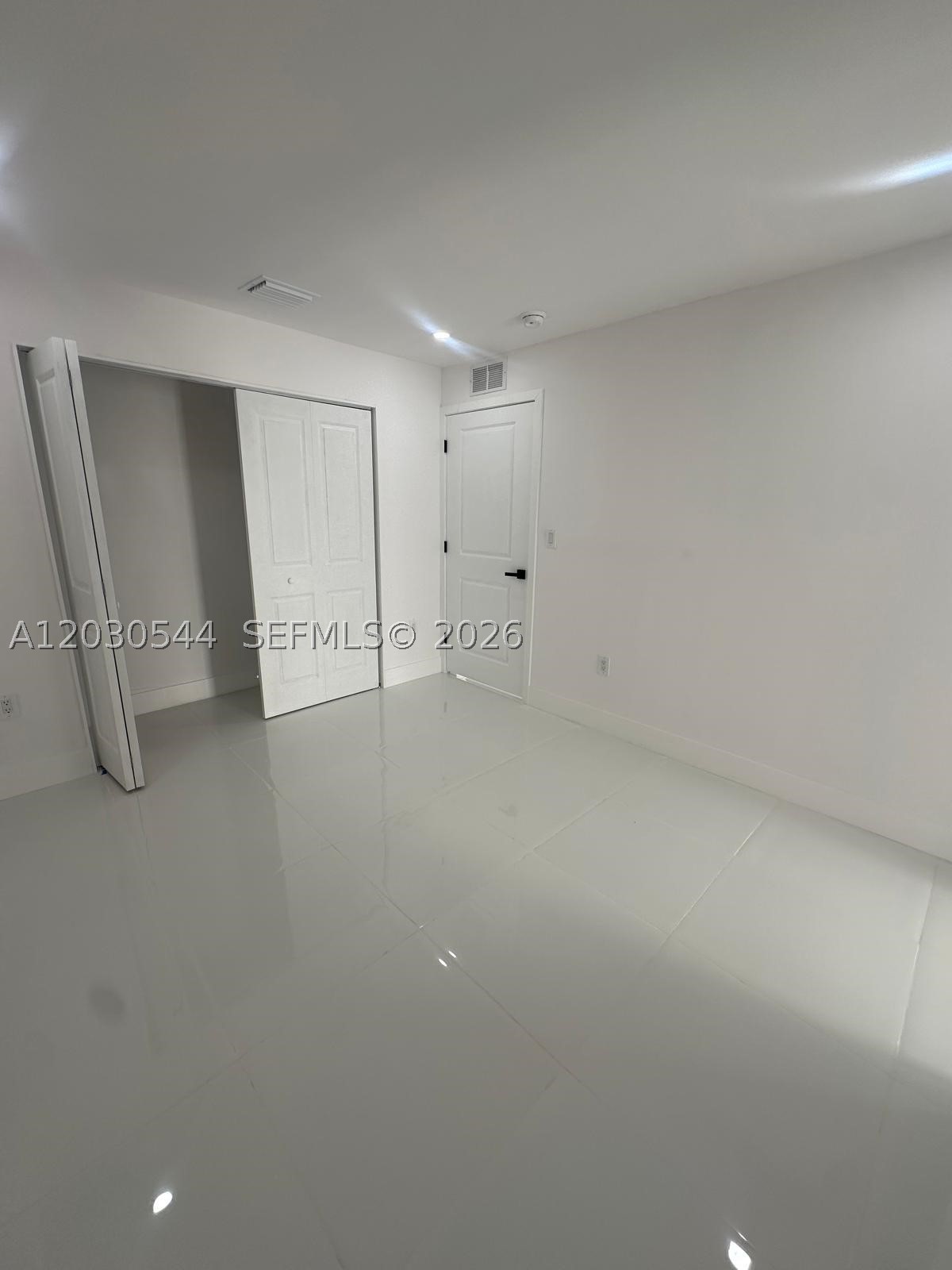 2041 NW 190th Ter, Miami Gardens FL 33056