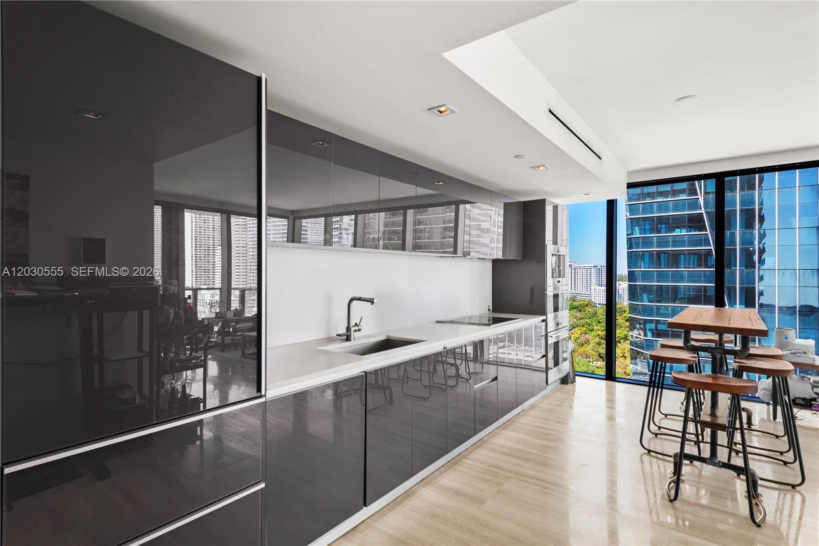 1451 Brickell Ave #1706, Miami FL 33131