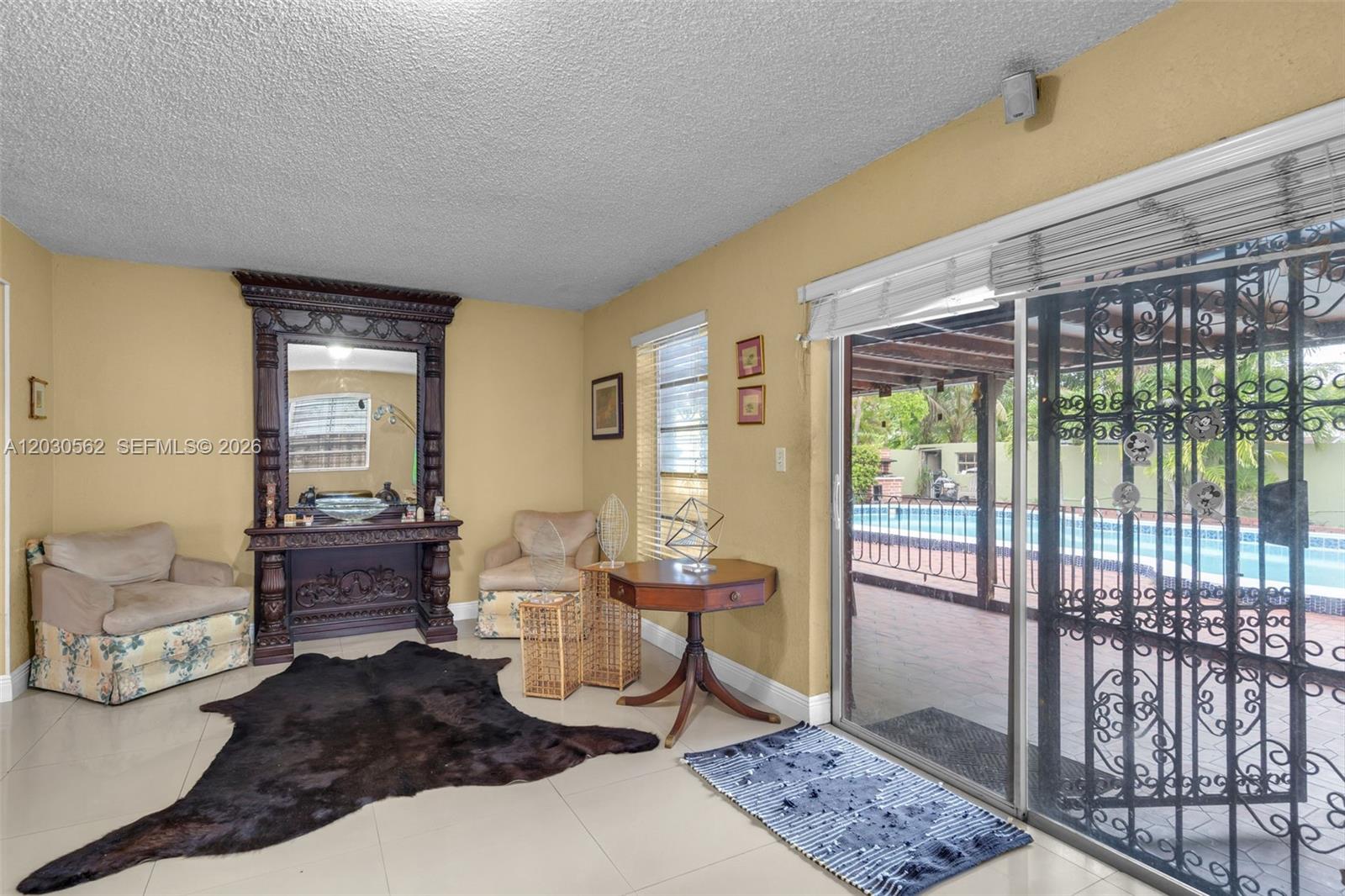 1320 SW 84th Ave, Miami FL 33144