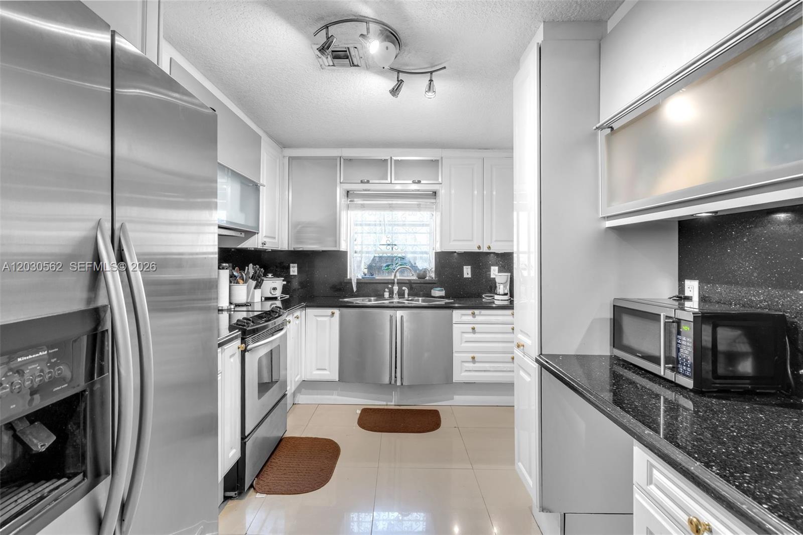 1320 SW 84th Ave, Miami FL 33144