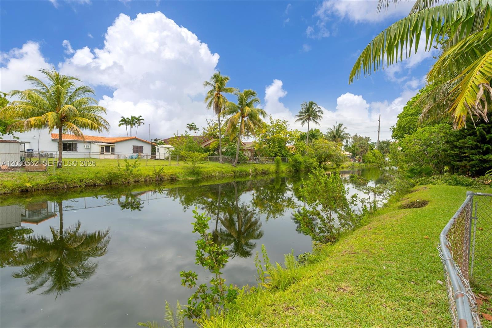 1320 SW 84th Ave, Miami FL 33144