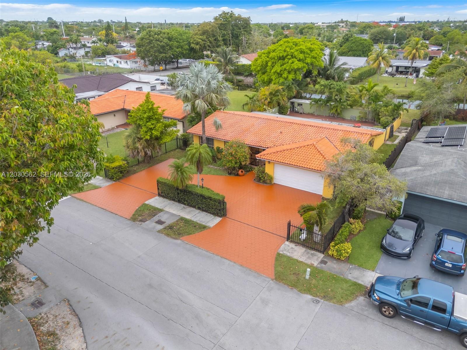 1320 SW 84th Ave, Miami FL 33144