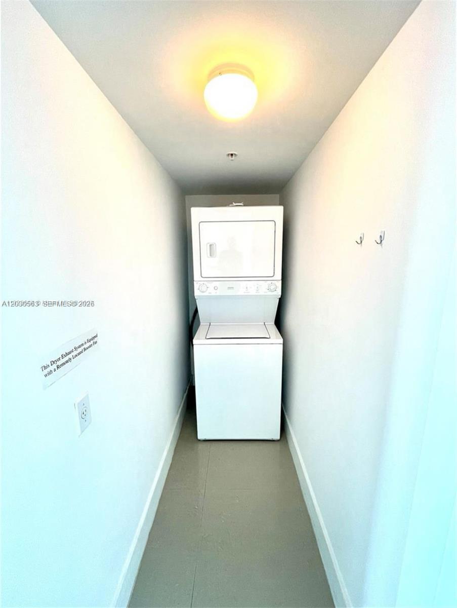 92 SW 3rd St #4111, Miami FL 33130