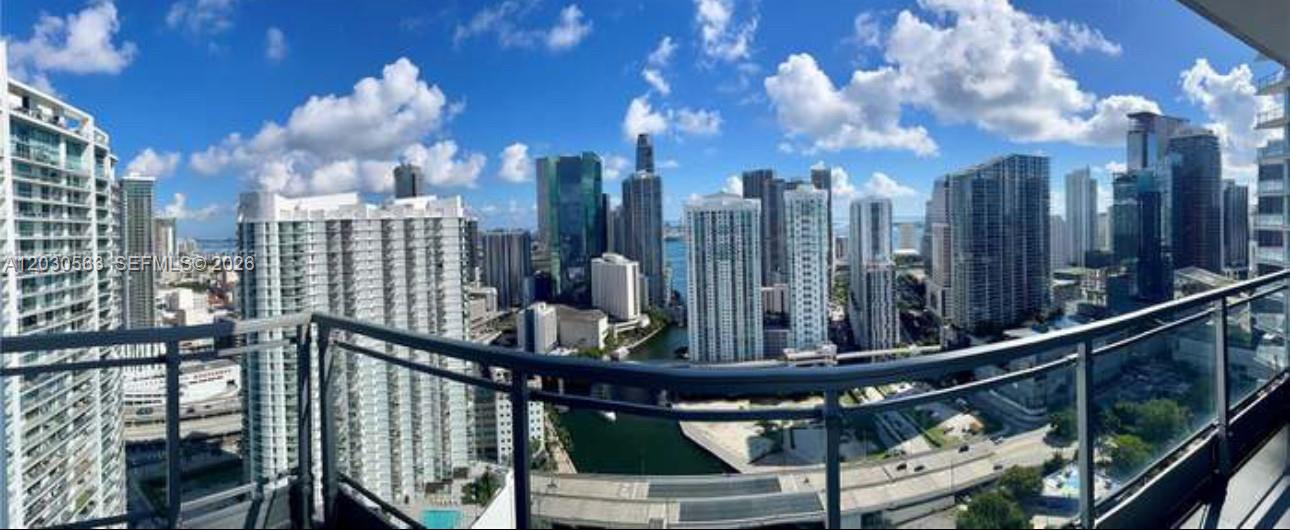 92 SW 3rd St #4111, Miami FL 33130