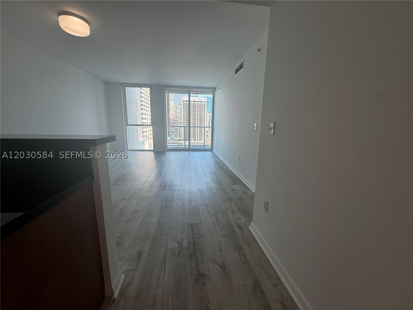 244 Biscayne Blvd #2105, Miami FL 33132
