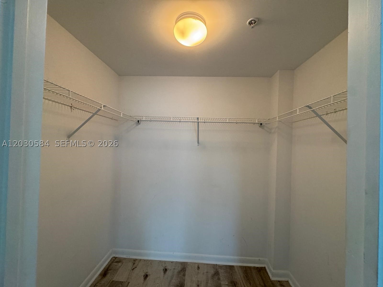 244 Biscayne Blvd #2105, Miami FL 33132