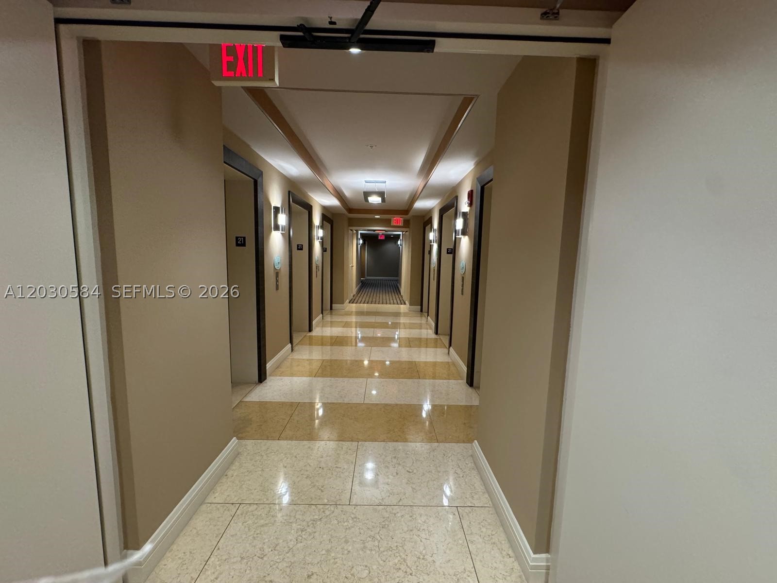 244 Biscayne Blvd #2105, Miami FL 33132