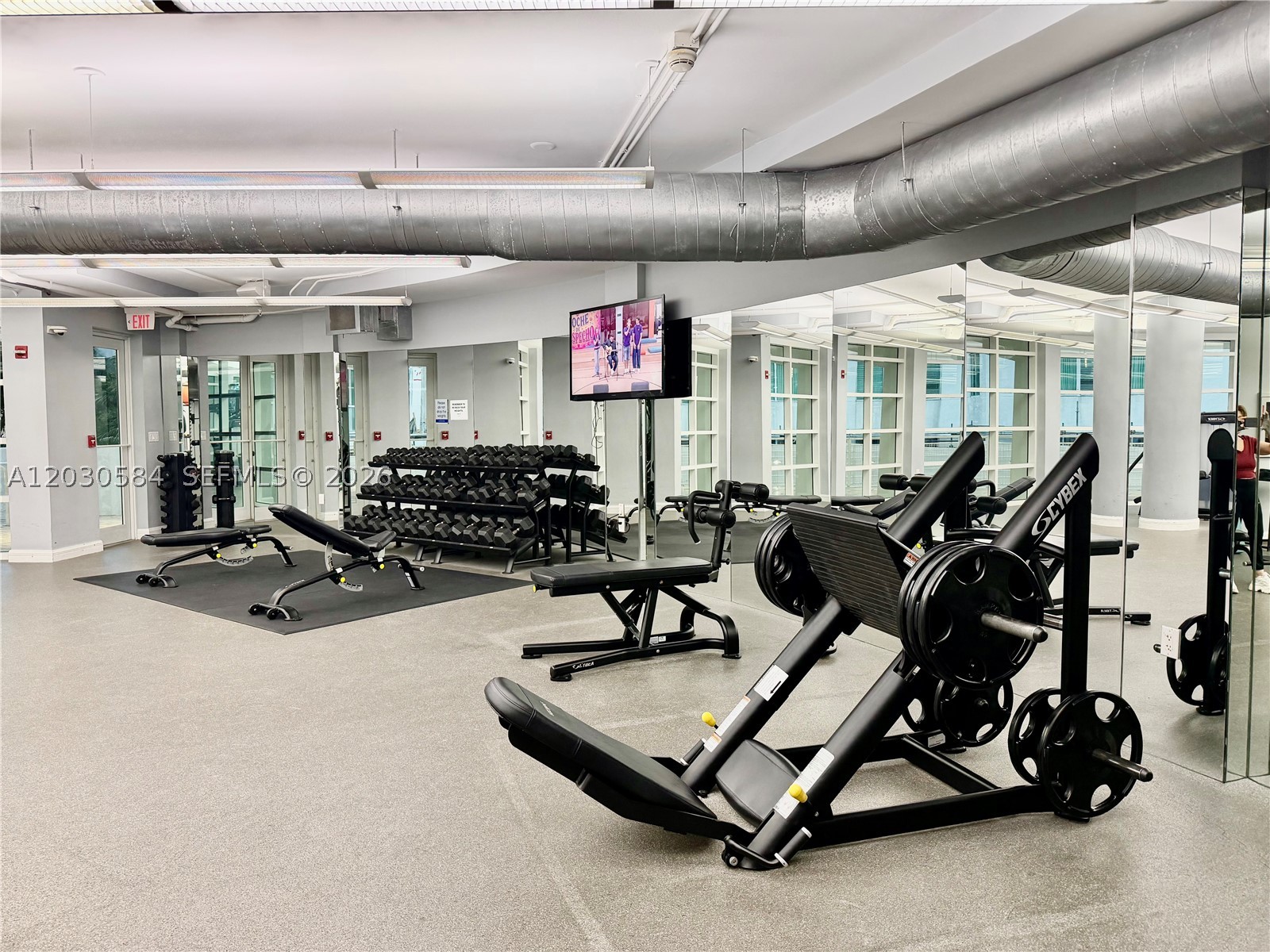 244 Biscayne Blvd #2105, Miami FL 33132