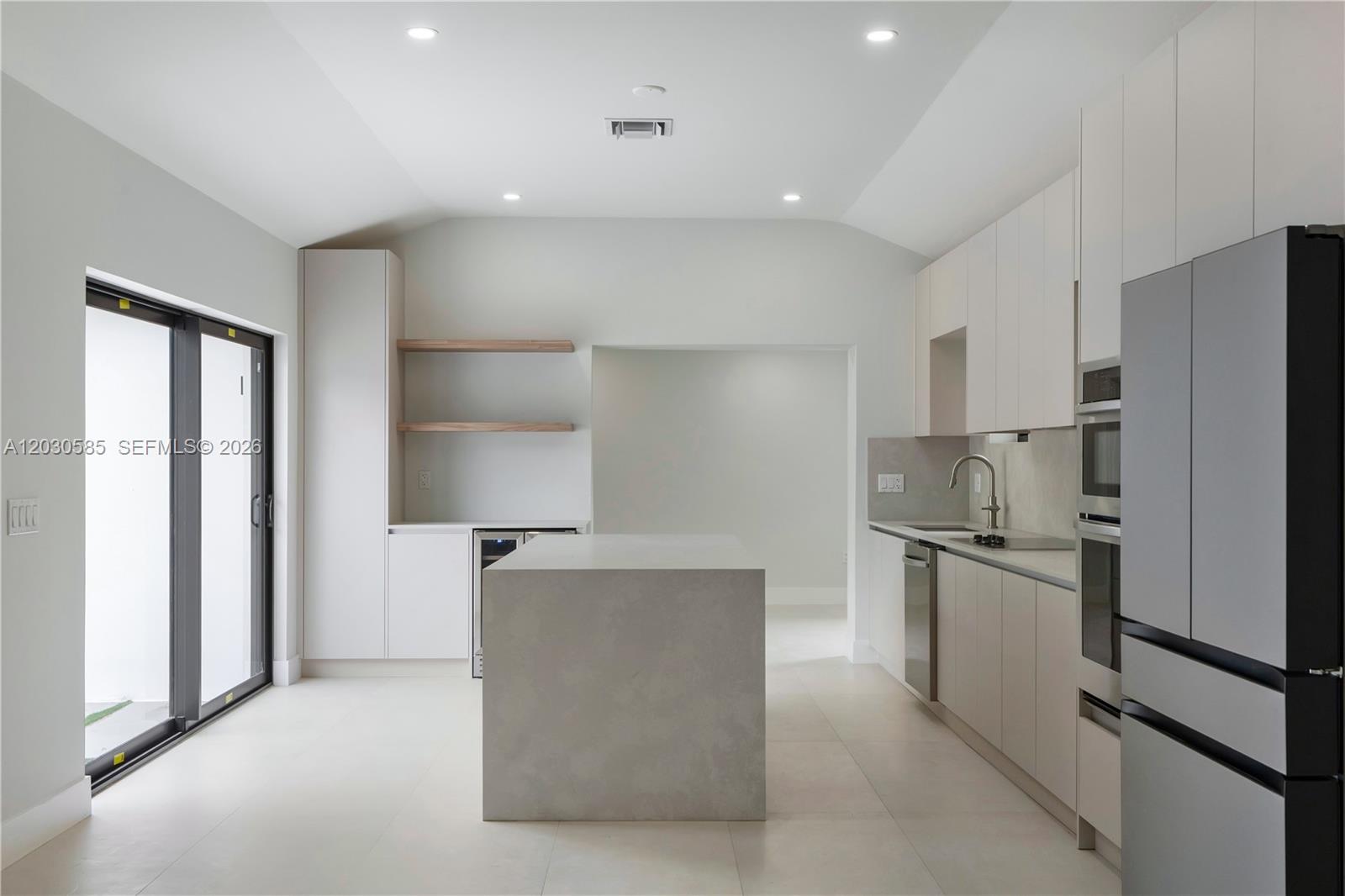 2286 SW 21st Ave, Miami FL 33145