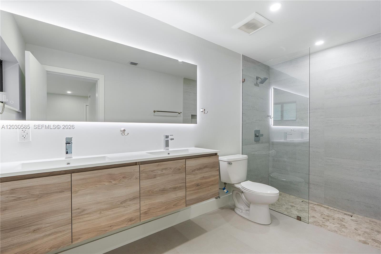 2286 SW 21st Ave, Miami FL 33145