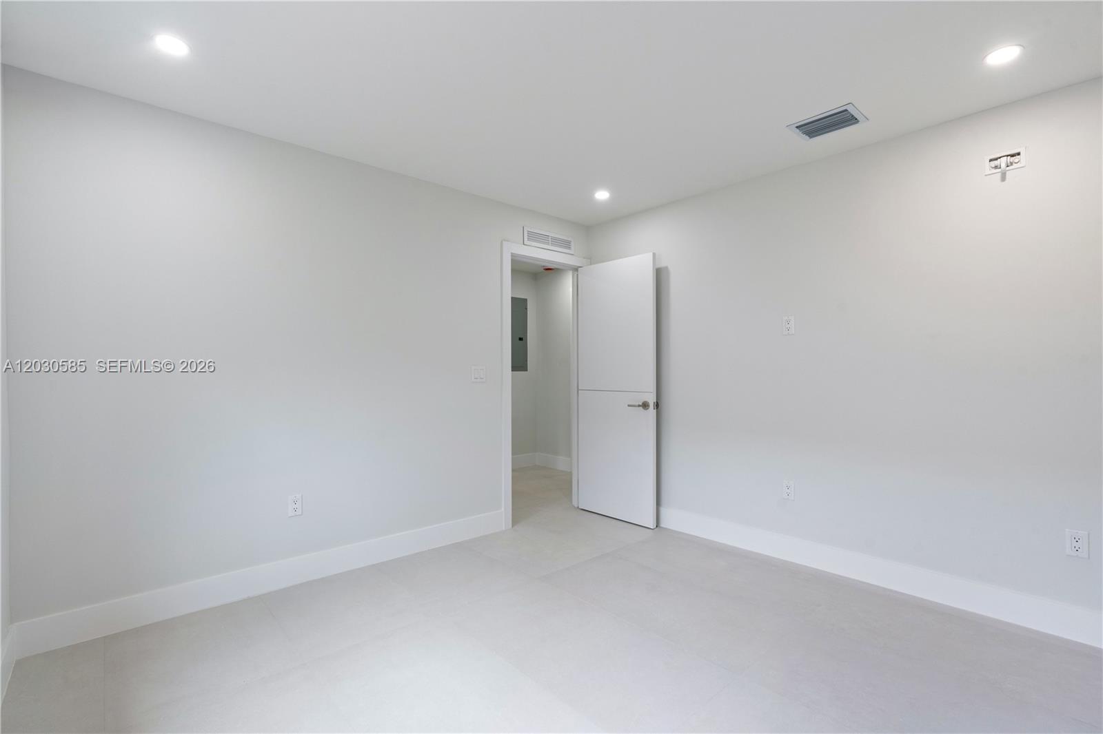2286 SW 21st Ave, Miami FL 33145