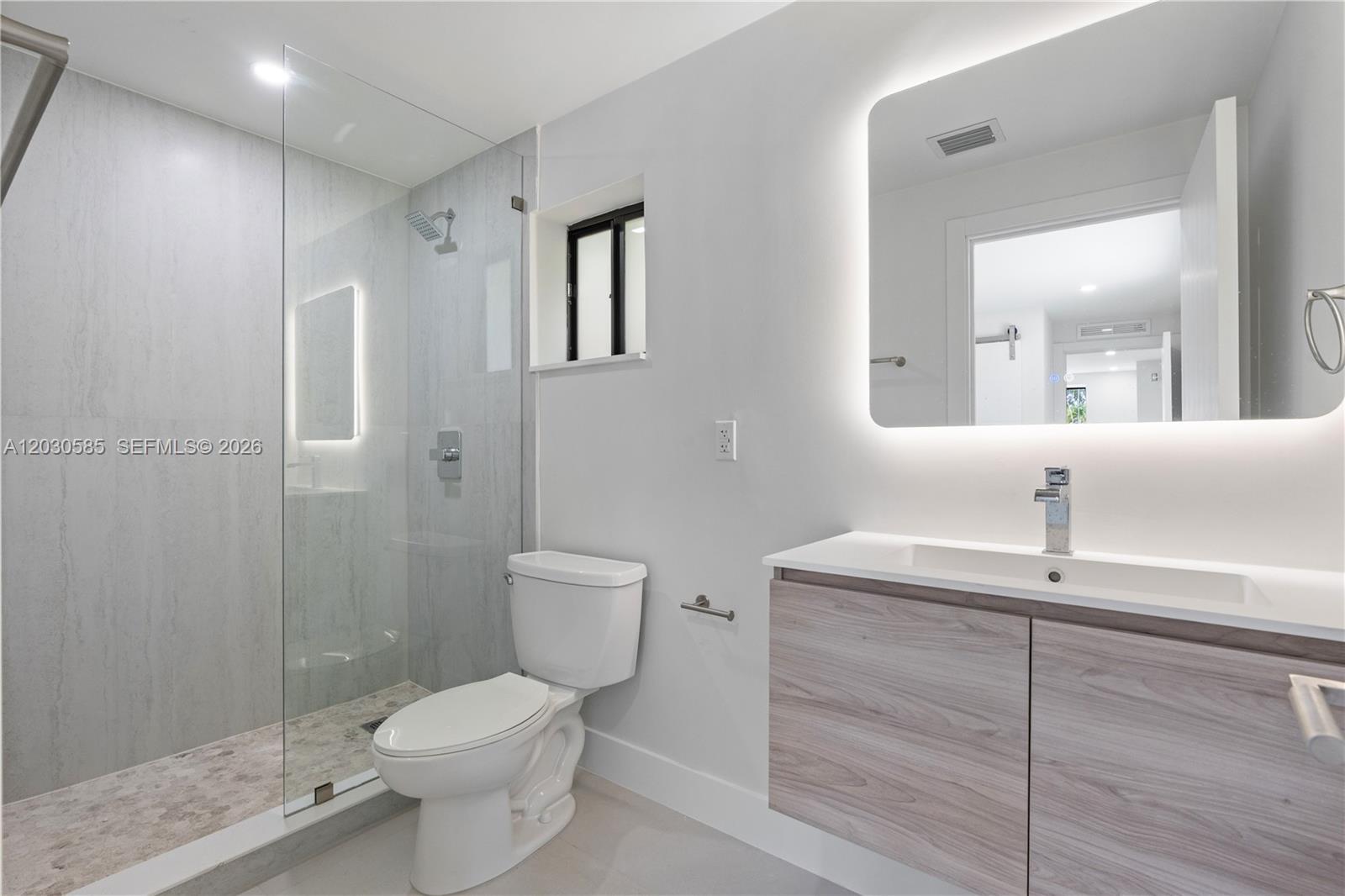 2286 SW 21st Ave, Miami FL 33145