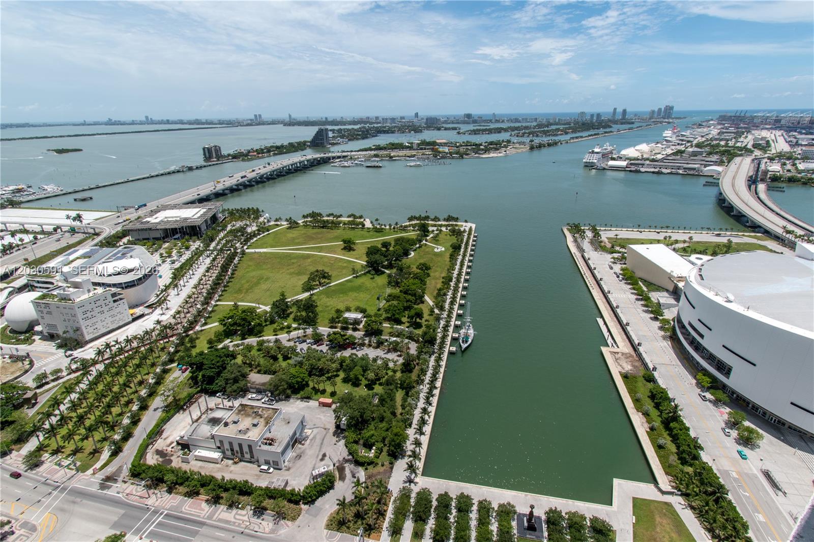 888 Biscayne Blvd #4112, Miami FL 33132