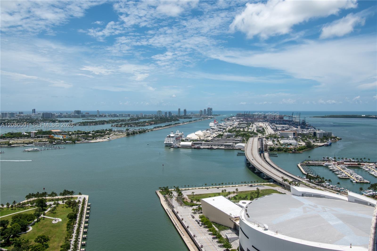 888 Biscayne Blvd #4112, Miami FL 33132