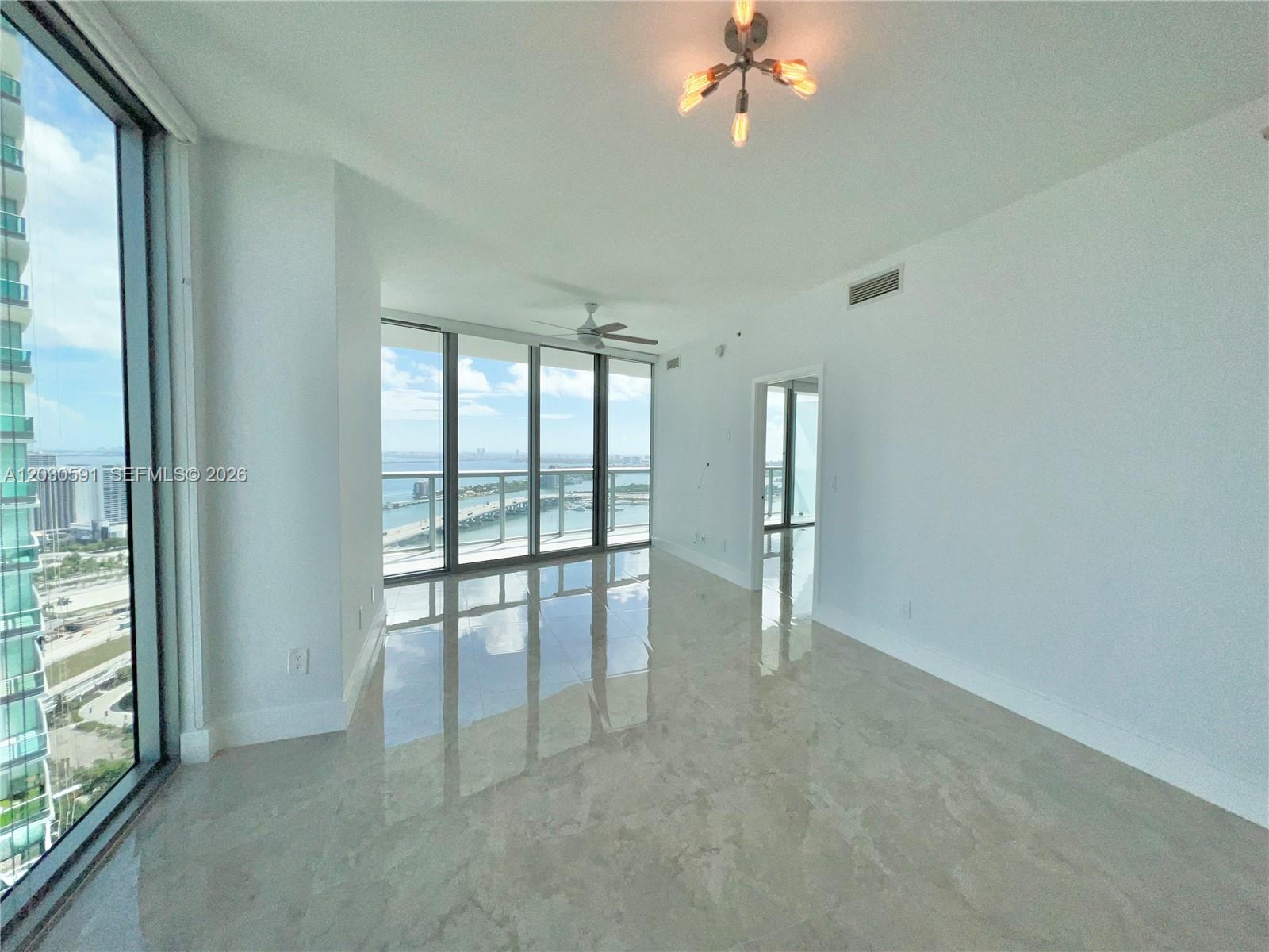 888 Biscayne Blvd #4112, Miami FL 33132