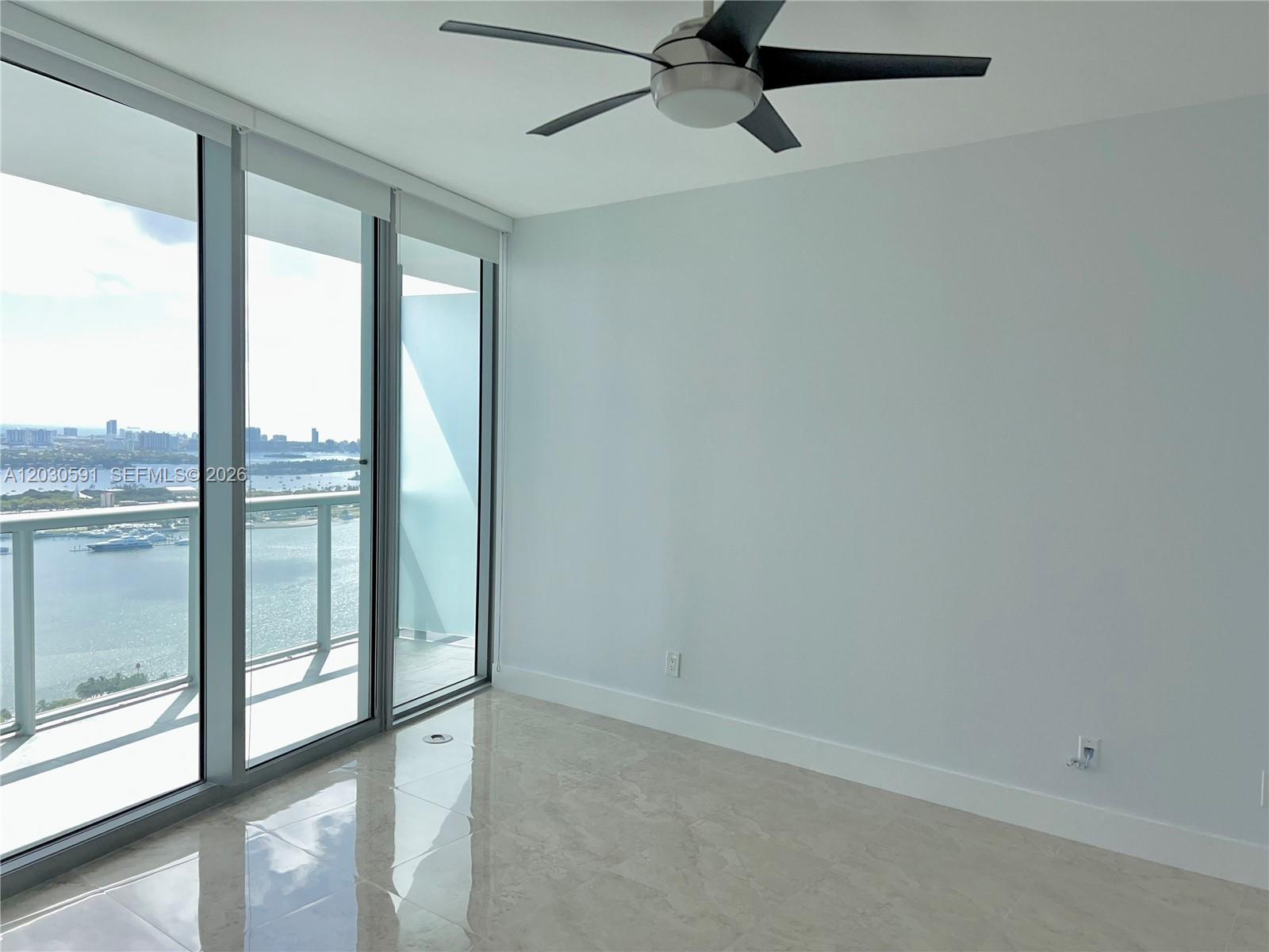 888 Biscayne Blvd #4112, Miami FL 33132