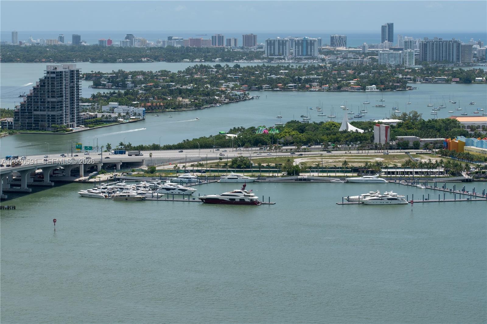 888 Biscayne Blvd #4112, Miami FL 33132
