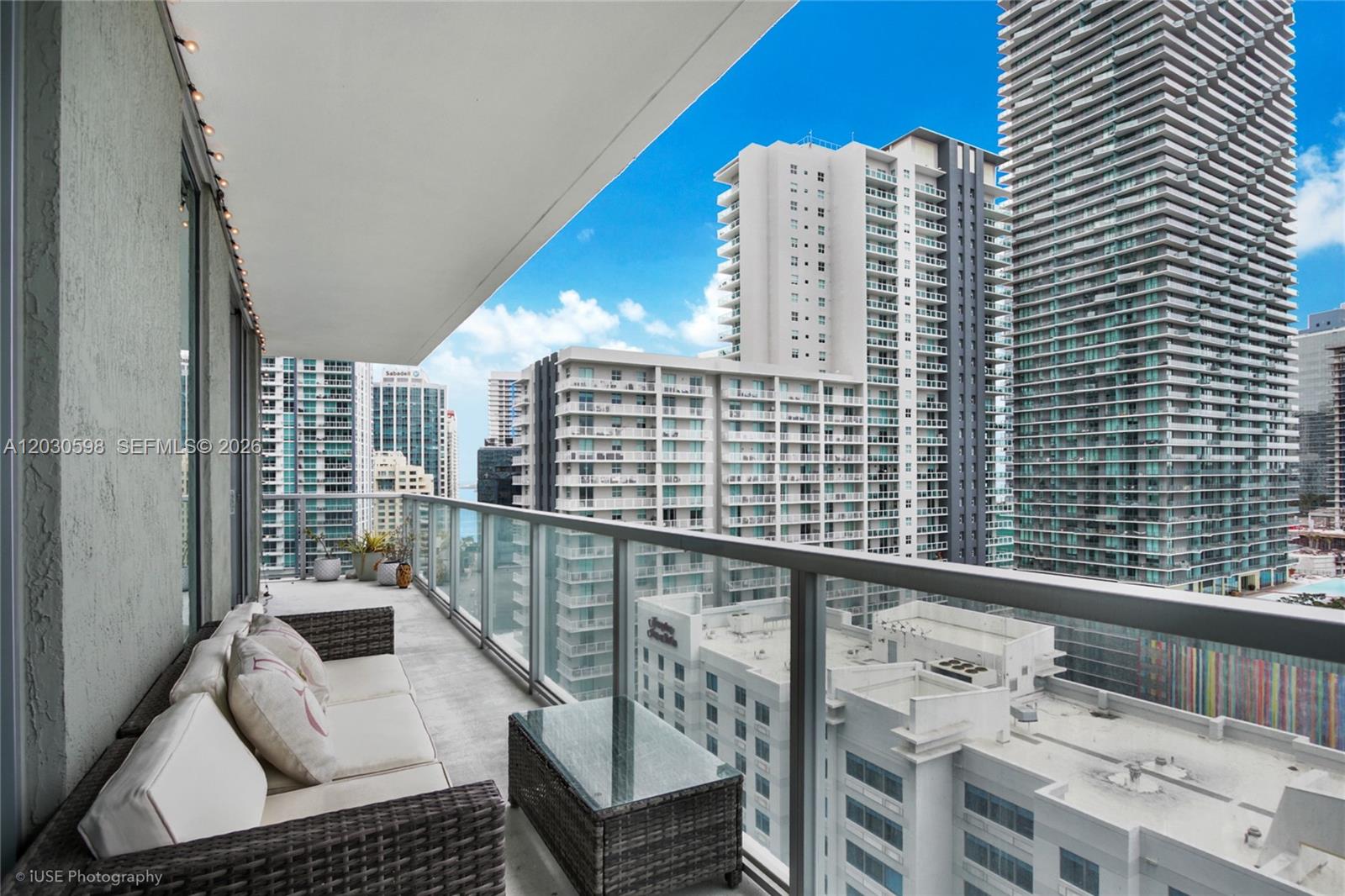79 SW 12th St #2306-S, Miami FL 33130