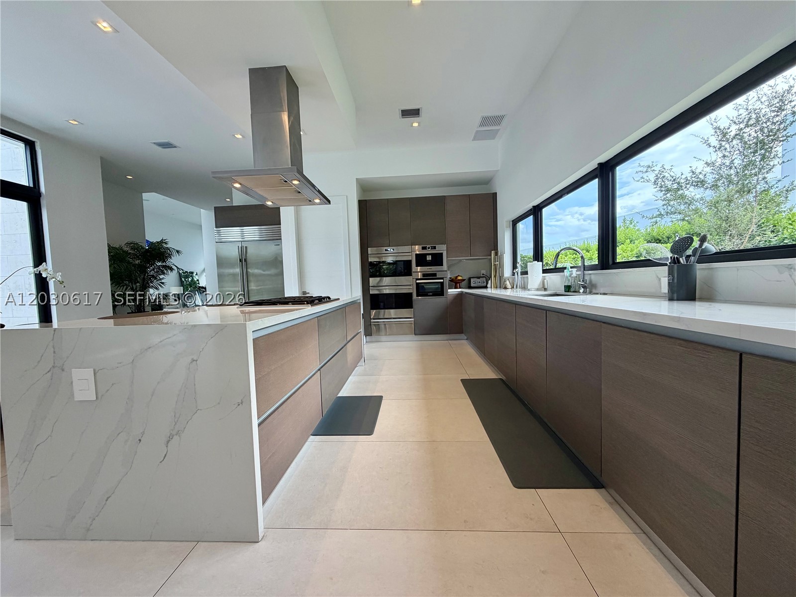 16569 Botaniko Dr N, Weston FL 33326