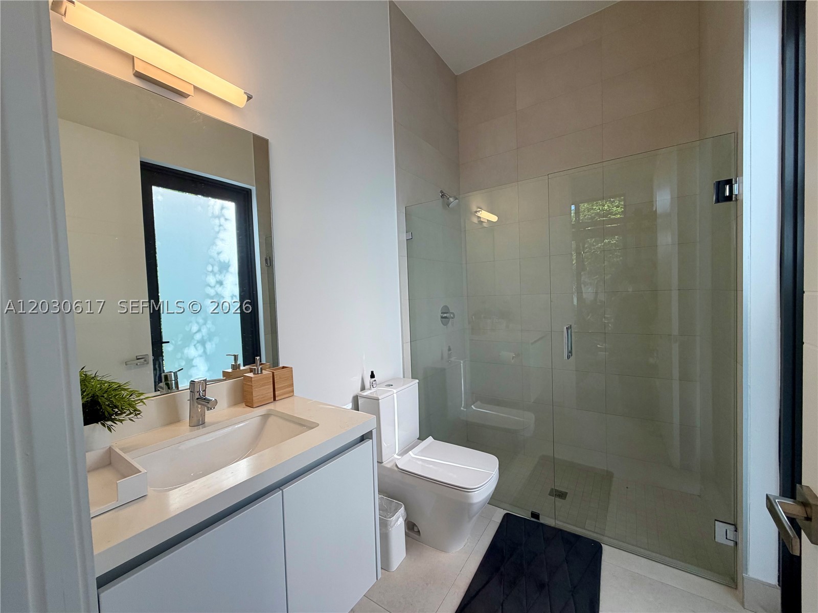 16569 Botaniko Dr N, Weston FL 33326