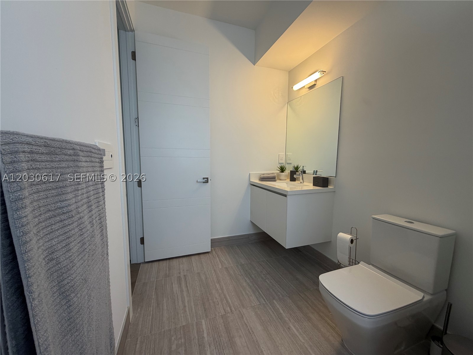 16569 Botaniko Dr N, Weston FL 33326