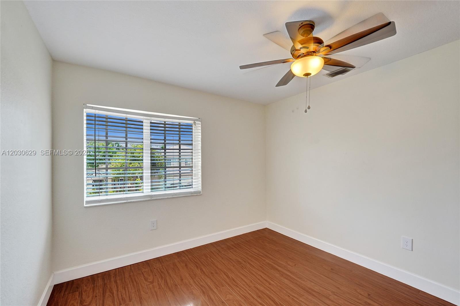 1958 NW 171st Ave, Pembroke Pines FL 33028